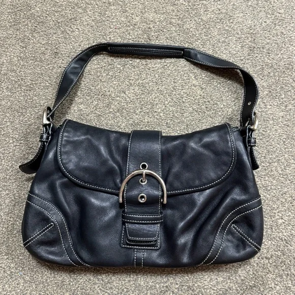Vintage Coach Y2K Black Leather Soho Mini Baguette Timeless Flap Bag - Picture 3 of 9
